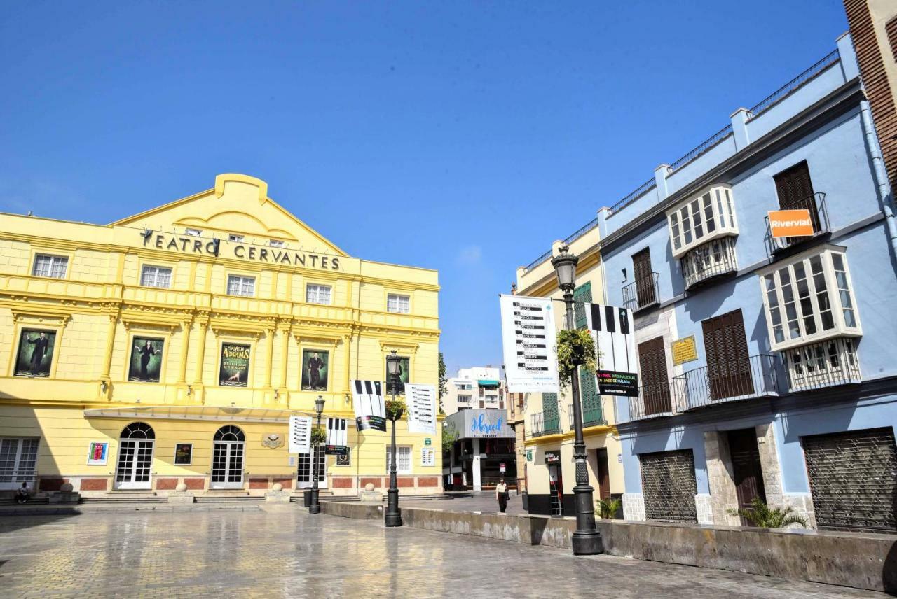 Cozy Apartment City Center Малага Экстерьер фото