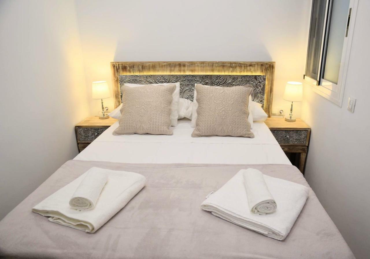 Cozy Apartment City Center Малага Экстерьер фото